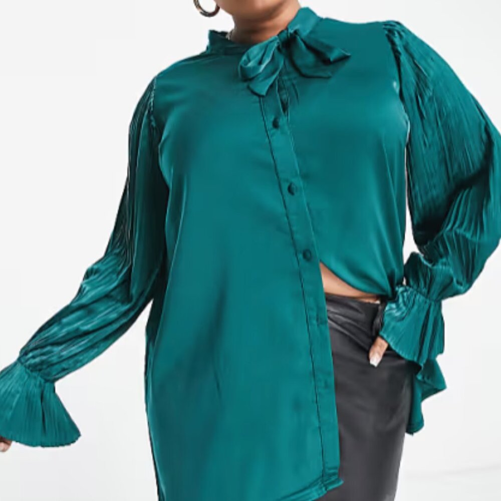 Yours Clothing: PLUS SIZE pleated sleeve bow blouse in green